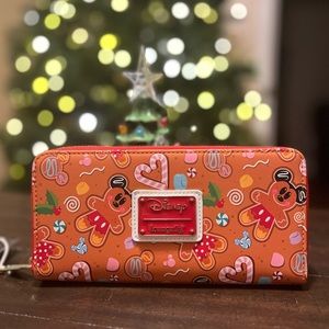 Loungefly NWT Disney Gingerbread Wallet
